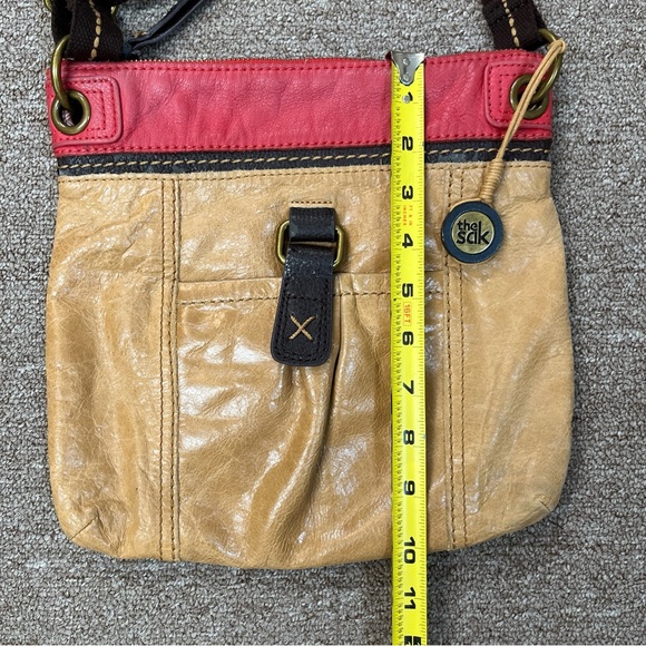The Sak Leather Crossbody Color Block Red Tan Heavy Stitch Charm - Picture 3 of 11